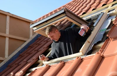 Pose de fenêtres de toit Velux à Mérifons
